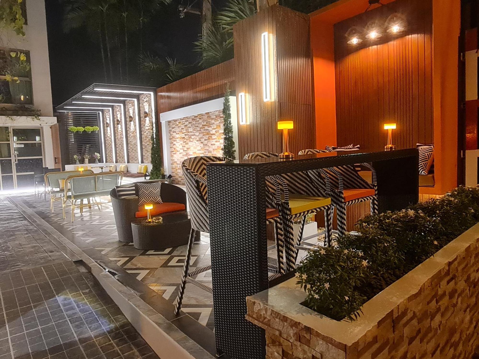 9 Suite Luxury Boutique Hotel Chiang Mai Buitenkant foto